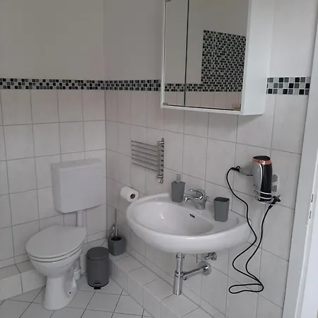 City-apartment 3 - Frisch Renoviert, Ps4 * שוורין